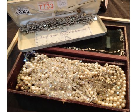 Selection of vintage marcasite necklaces, bracelets and pearl items. P&amp;P Group 2 (£18+VAT for the first lot and £3+VAT fo