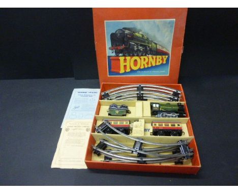 Boxed Hornby O gauge clockwork train set including BR engine in green livery, carriages and track