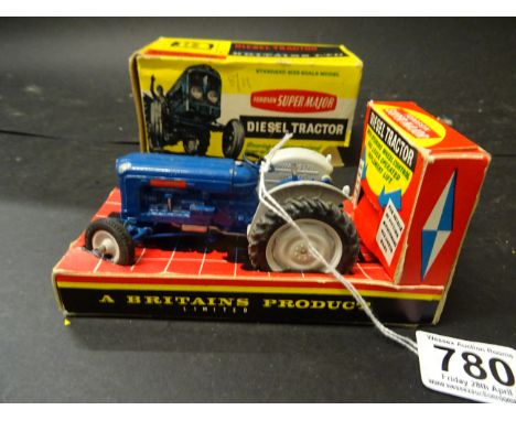 Britains Diesel Tractor Fordson Super Major, 9525, diecast gd with various chips, box is gd with general wear