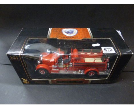 Boxed die cast signature series 1935 Mack Type 75BX fire engine, no. 20098, 1:24 scales