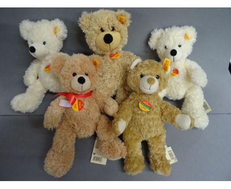 Five modern Steiff teddy bears all in vg condition with tags to include Cosy friends 26 blond, Charly and Original x 3