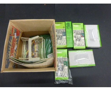Group of Subbuteo items, zombie period, to include 3 x boxed teams (100, 225 & 192), boxed goal nets C181 etc