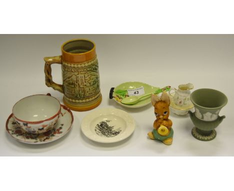 Ceramics -  a Wedgwood Governor's Palace Williamsburg ashtray;  a Carltonware preserve bowl and spoon;  a Pendelfin rabbit, P