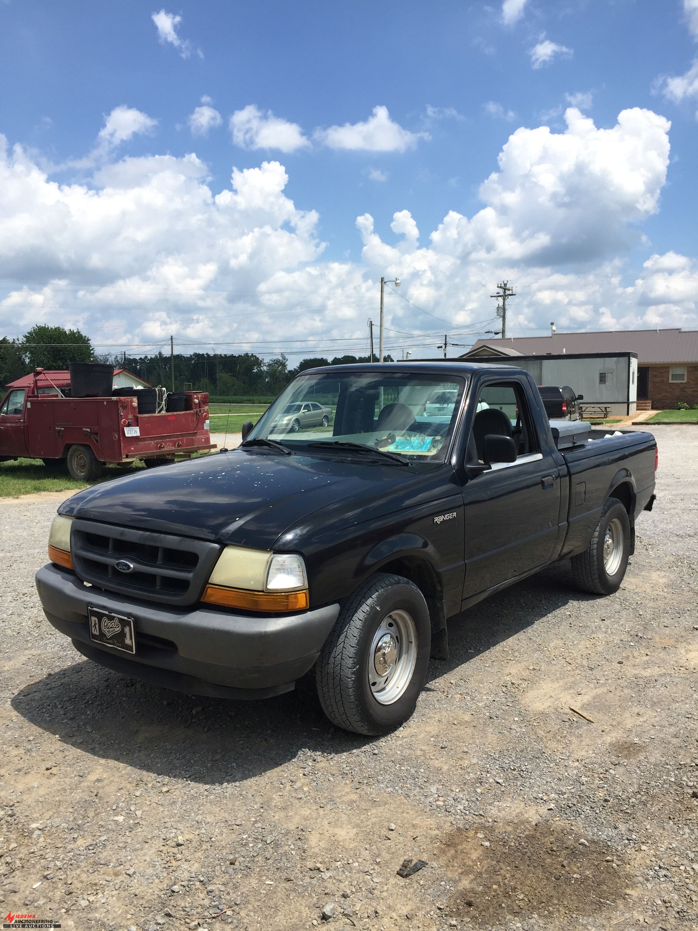 single cab ford ranger on 2000 Ford Ranger Regular Cab Pickup Truck 2 5l Engine 5 Speed Manual Trans No Radio