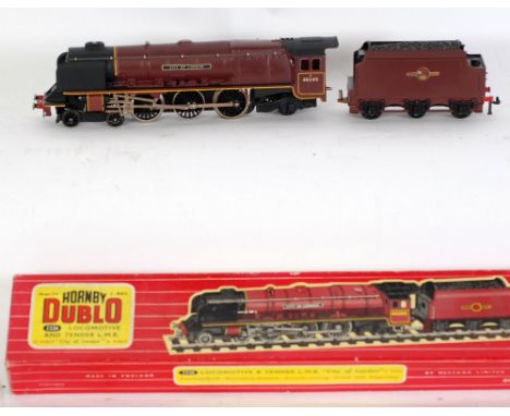HORNBY DUBLO BOXED 2 RAIL 4-6-2 LOCOMOTIVE AND TENDER 'CITY OF LONDON' No 46245 in B.R. maroon livery, model No 2226 in red s