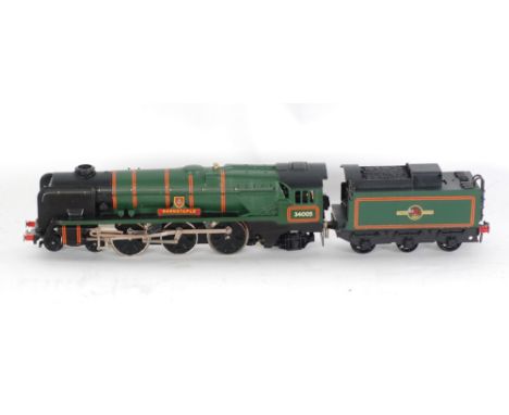 HORNBY DUBLO ALMOST MINT AND BOXED 2 RAIL 4-6-2 LOCOMOTIVE AND TENDER 'BARNSTAPLE' No 34005 in B.R. green livery, model No 22
