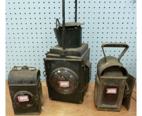 BRITISH RAIL BLACK JAPANNED METAL DOUBLE BULLS EYE HEAD LAMP with sliding red filter and slide-out reservoir and burner, 18 1