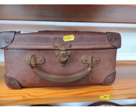 Small Vintage Case 