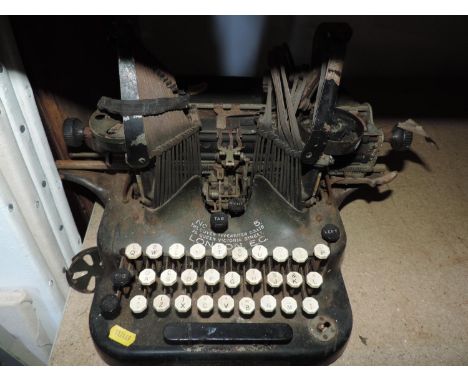 Old Oliver Typewriter 