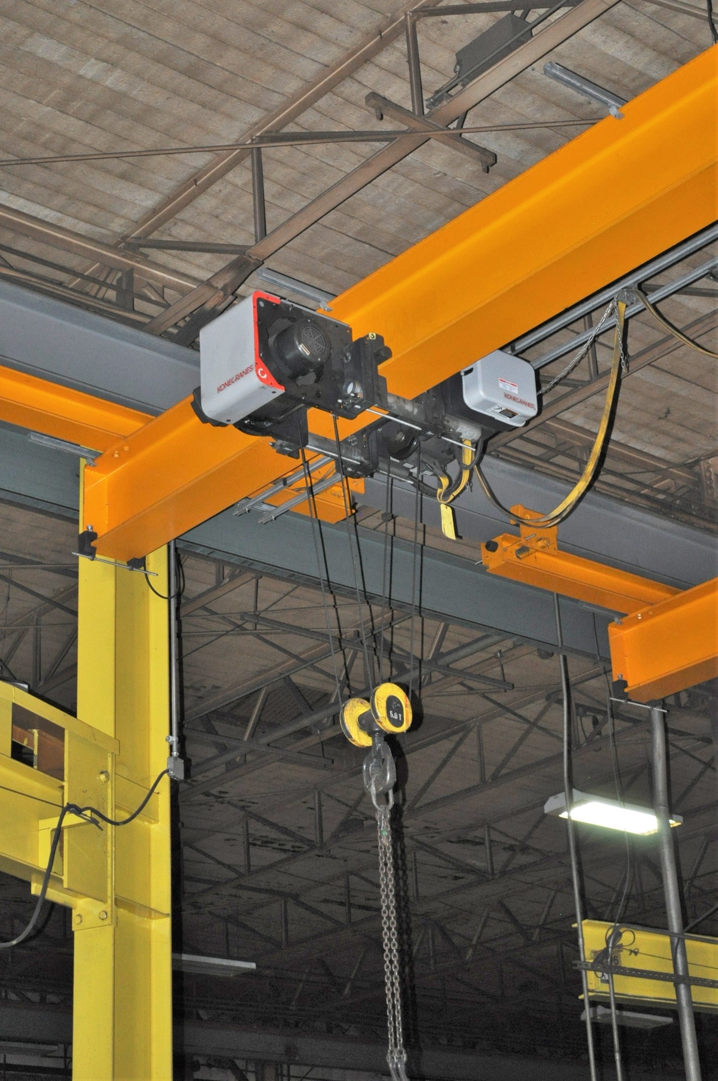 KONE CRANE 5-TON CAPACITY UNDER SLUNG SINGLE GIRDER, APPROXIMATELY 50 ...
