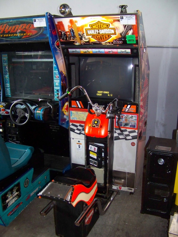 HARLEY DAVIDSON LA RIDERS ARCADE GAME SEGA Item is in used condition ...