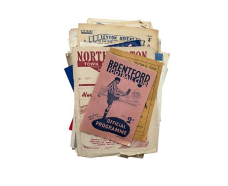 X220 PLUS 1950s ONWARDS ENGLISH LEAGUE FOOTBALL PROGRAMMES, LATE 40S NOTED, GREAT SET, INCLUDES BRENTFORD/ READING/ NORTHAMPT