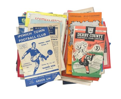 X200 1950S ONWARDS ENGLISH LEAGUES FOOTBALL PROGRAMMES, APPROX 70 1950S (SOME 40S NOTED), HUGE MIX OF CLUBS INCLUDES VILLA/ L