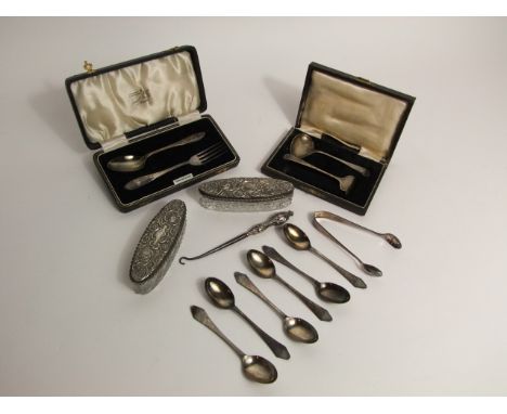 A cased silver Christening set, Arthur Price & Co. Ltd, Birmingham, 1938, comprising: a spoon and a fork, with monogram, 37.6