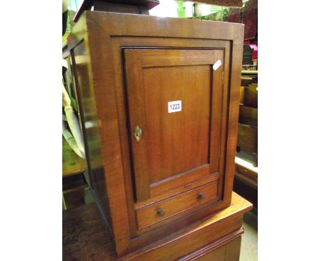 A small vintage display case with tapered and enclosed glazed front together with a small mahogany cabinet partially enclosed