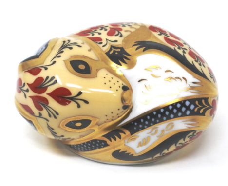 Royal Crown Derby country mouse paperweight, L: 80 mm, seconds quality, silver stopper, no chips or cracks. P&amp;P Group 1 (