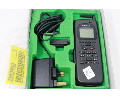 Boxed Nokia 9000 communicator. P&amp;P Group 1 (£14+VAT for the first lot and £1+VAT for subsequent lots) 