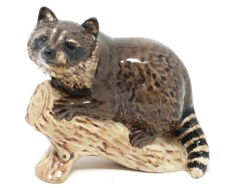 Beswick racoon, model 2194, H: 12 cm, no cracks or chips. P&amp;P Group 1 (£14+VAT for the first lot and £1+VAT for subsequen