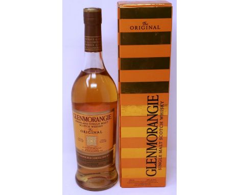 Glenmorangie single malt Scotch whisky aged 10 years, 750ml, 40% proof, boxed. P&amp;P Group 2 (£18+VAT for the first lot and