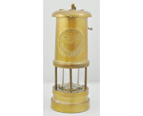Brass miner's lamp, height 22cm.