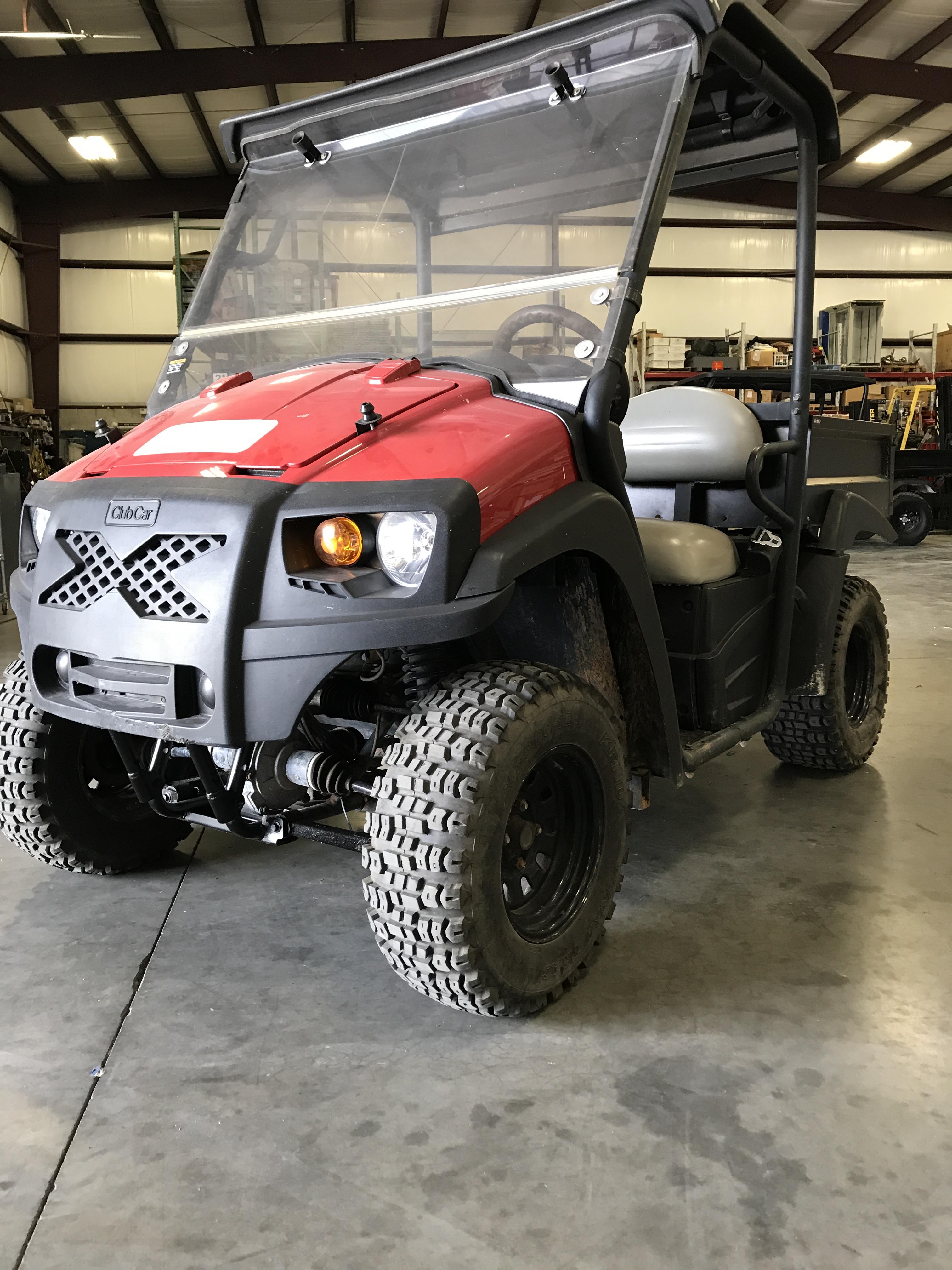 2011 CLUB CAR MOD. XRT950, 4X4 UTV, GAS ENGINE, DUMP BED, TOP