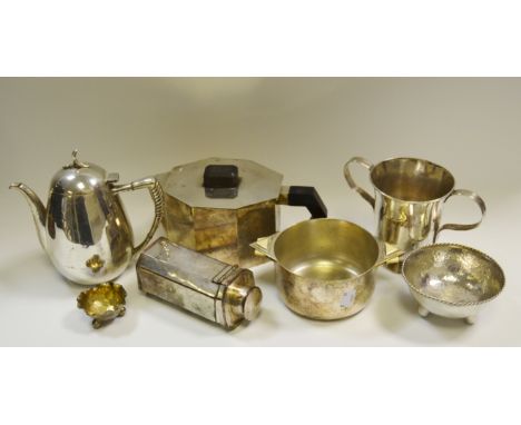 Silver and Plated Ware - A Mexican silver ovoid teapot, a Mexican silver hammered bowl (21.30 ozt); an early Sheffield plate 