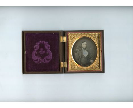 Figural Union Case, 1-118,  Rare, F-G, repaired, Samuel Peck &amp; Co, The Daguerreian Gallery, before 1857, 88mm x 98mm, Dag