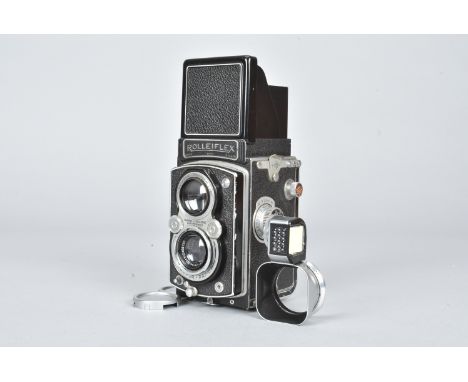 A Rolleiflex Automat I TLR Camera, serial no 804497, single bayonet model, body, F, shutter not working, paint losses and han