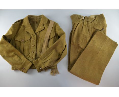 Khaki Royal Army Military Corps Captain's uniform,