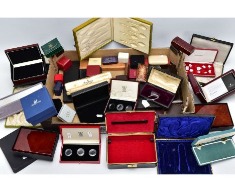 A QUANTITY OF VARIOUS EMPTY BOXES, such as wooden medal boxes, coin boxes, various jewellery boxes, spoon boxes, napkin ring 