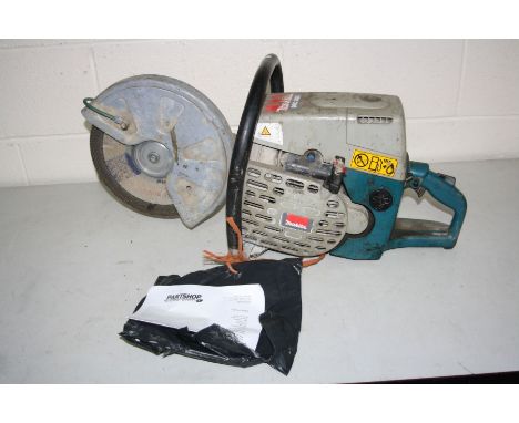 A MAKITA DPC6400 PETROL DISC CUTTER and a brand new V Belt (engine pulls freely but hasn't been started and as a guess the V 