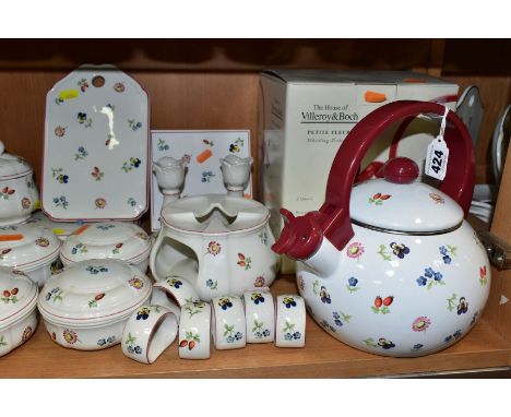 VILLEROY &amp; BOCH 'PETITE FLEUR' TRINKET AND TABLEWARES, ETC, comprising boxed tea kettle, candle holder, pair of candlesti