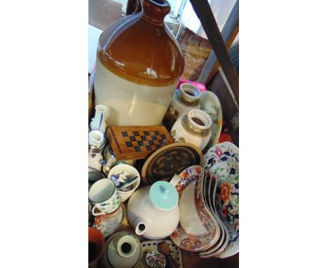 A collection of ceramics including a Winchcombe Pottery dish of circular form with slip detail, a pair of Satsuma type vases 