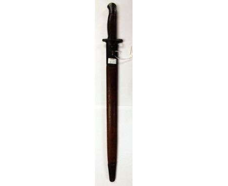 WW1 British Lee Enfield 1907 pattern bayonet and scabbard. Blade dated 1916, maker marked Chapman.