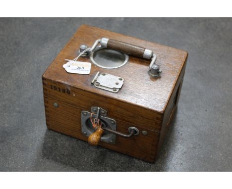 French Plasschaert pigeon racing clock