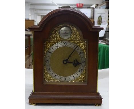 A small mantel clock by Thwaites & Reed, Clerkenwell, London.