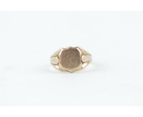 Gents Edwardian 9ct Rose Gold signet ring engraved, 5.8g. Size S 