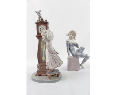 2 Lladro figures Inc. 'Bedtime' Model 5347 and a Harlequin