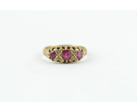 Ladies 18ct Gold Ruby &amp; Diamond Set cluster ring, 4g total weight. Size P 