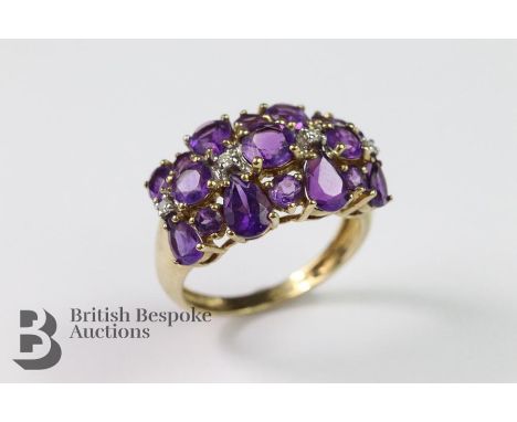 9ct yellow gold amethyst multi-stone ring, size O, approx 4 gms.&nbsp;