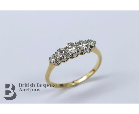 Antique five stone diamond ring, set with approx 46 pts of old-cut dias, mounted in 18ct yellow gold and platinum, nr 9380, s