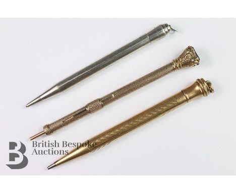 Three propelling pencils, including a Wahl Eversharp gold filled pencil approx 10 cms ;a pencil with a bloodstone finial appr