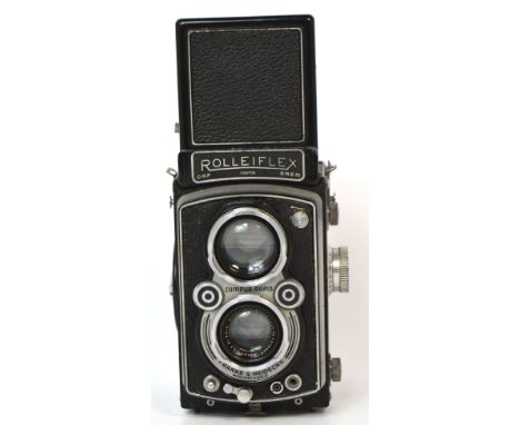 A 1945 Rolliflex 6 x 6 Automat K4B2 camera with Franke Heidecke stamp beneath the Scheider-Kreuznach F.3.5 lens, Compur-Rapid