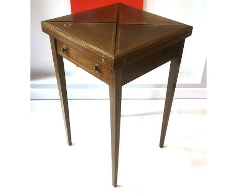 AN EDWARDIAN MAHOGANY ENVELOPE CARD TABLE  with inlaid decoration on square tapering supports, 46cm square (closed)