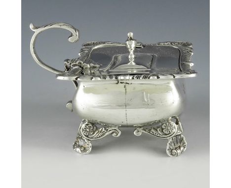 Hawksworth, Eyre and Co., Ltd., London 1905, an Edwardian silver mustard pot, squat rectangular baluster form with cast gadro