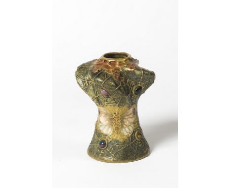 PAUL DACHSEL (circa 1880)Vase en céramique vernissée et pierres duresA décor de toiles d'araignées et de papillons.Cachet Amp