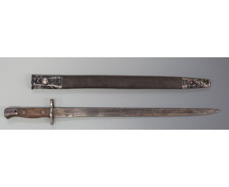 British 1907 pattern bayonet with scabbard, blade length 43cm