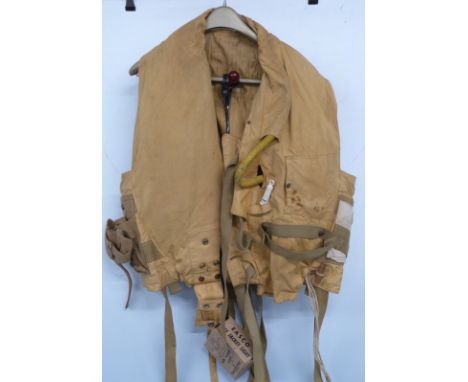 WWI Mae West life preserver size large 22C / 448 with Easco life jacket light 