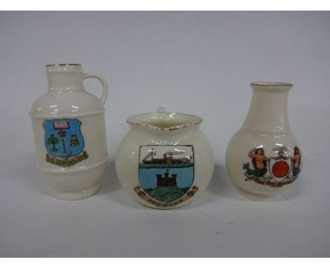 W H GOSS SCOTTISH CRESTEDWARE, comprising Dunoon jug, Dundee medieval jug, Montrose Roman vase, Inverness Lincoln vase, Aberd