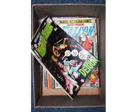 A COLLECTION OF MARVEL, DC AND FANGORIA COMICS, 1970's to 2012, titles include 'Wonder Woman', 'Battlestar Galactica', 'Aquam